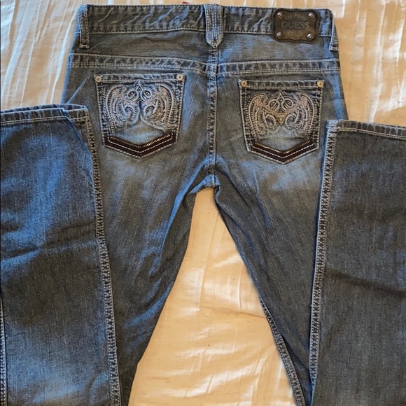 Guess Jeans - Picture 2 of 7